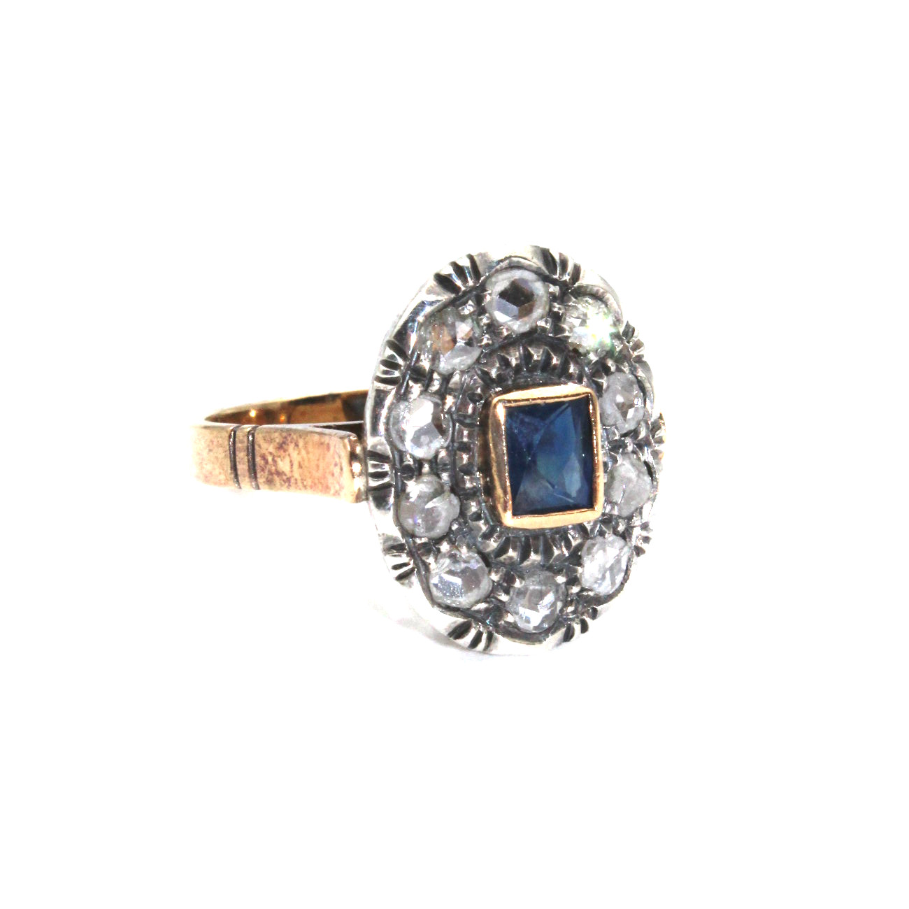 Anello con zaffiro e diamanti - immagine 4